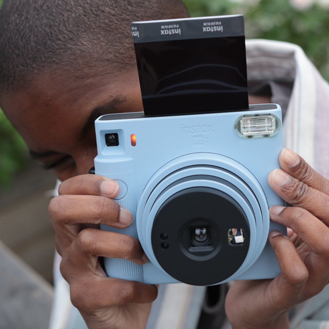 instax SQUARE SQ1™ camera