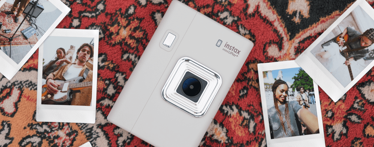De instax mini LiPlay+™: de instax™ camera die beeld en geluid vastlegt
