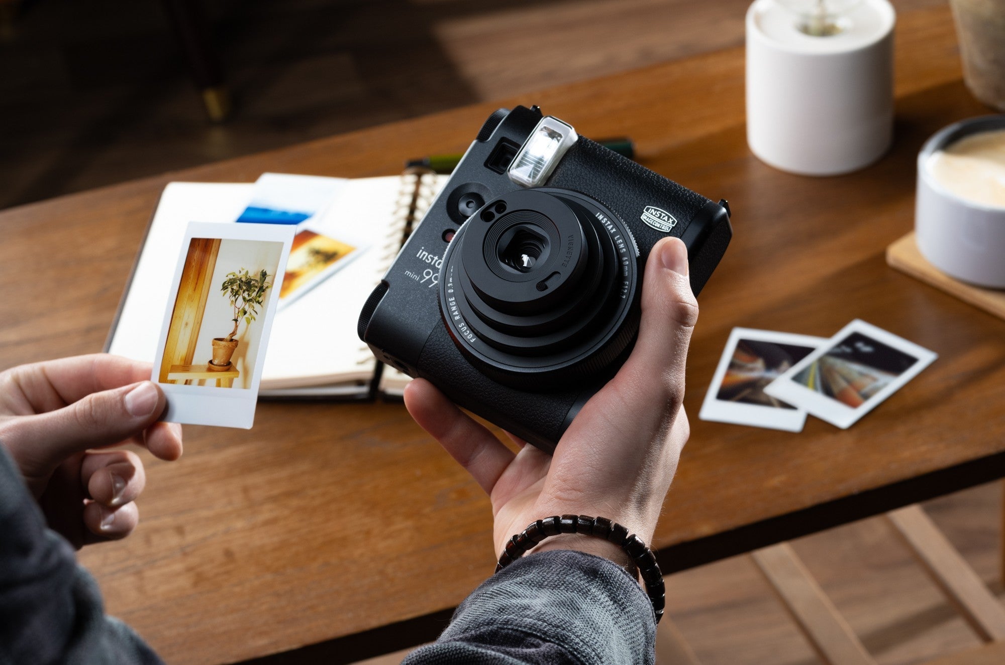 Handleidingen instax™ camera's en printers