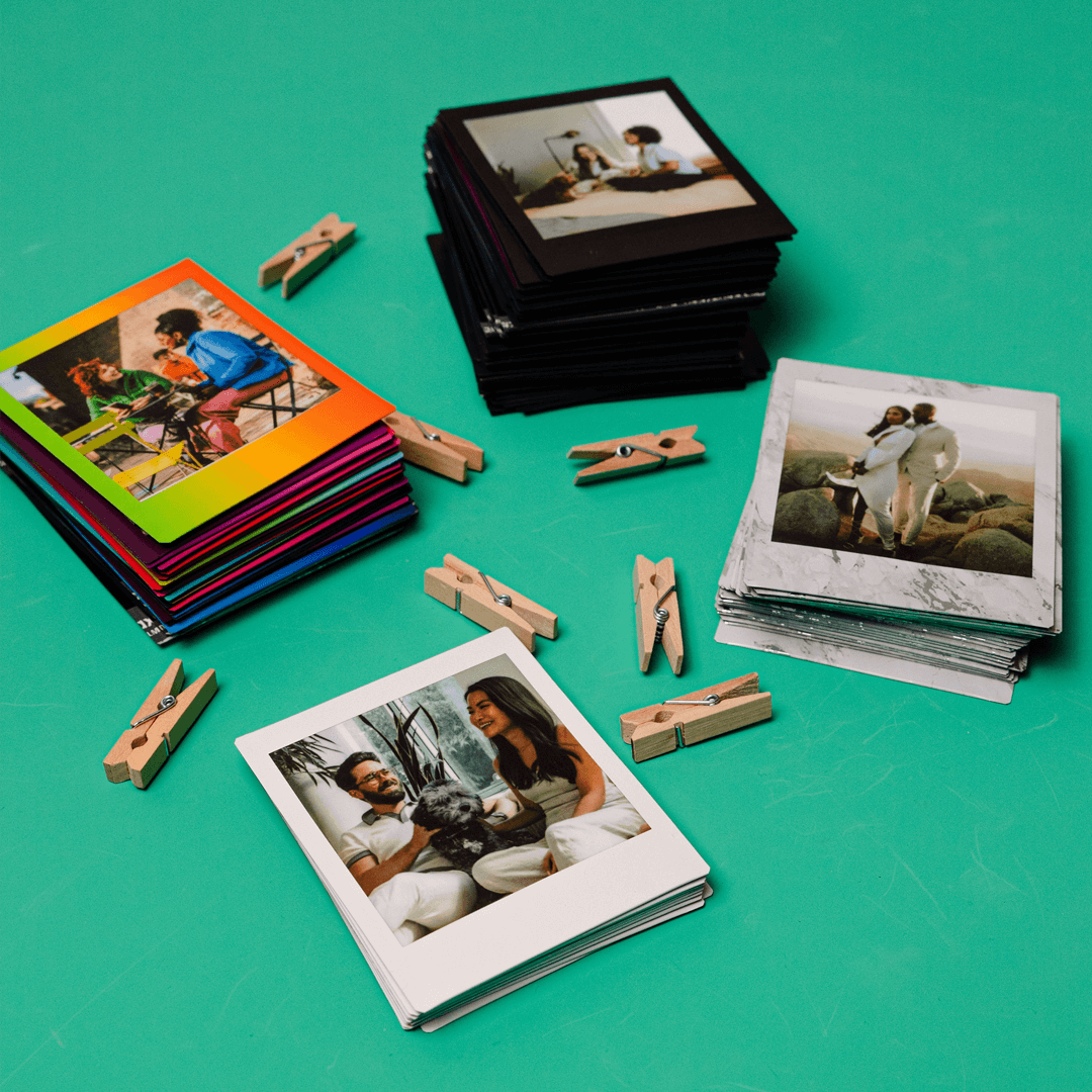 Sfeerafbeelding instax™ SQUARE film met witte rand, instax™ SQUARE film Black Frame, instax™ SQUARE film Rainbow en instax™ SQUARE film Marble