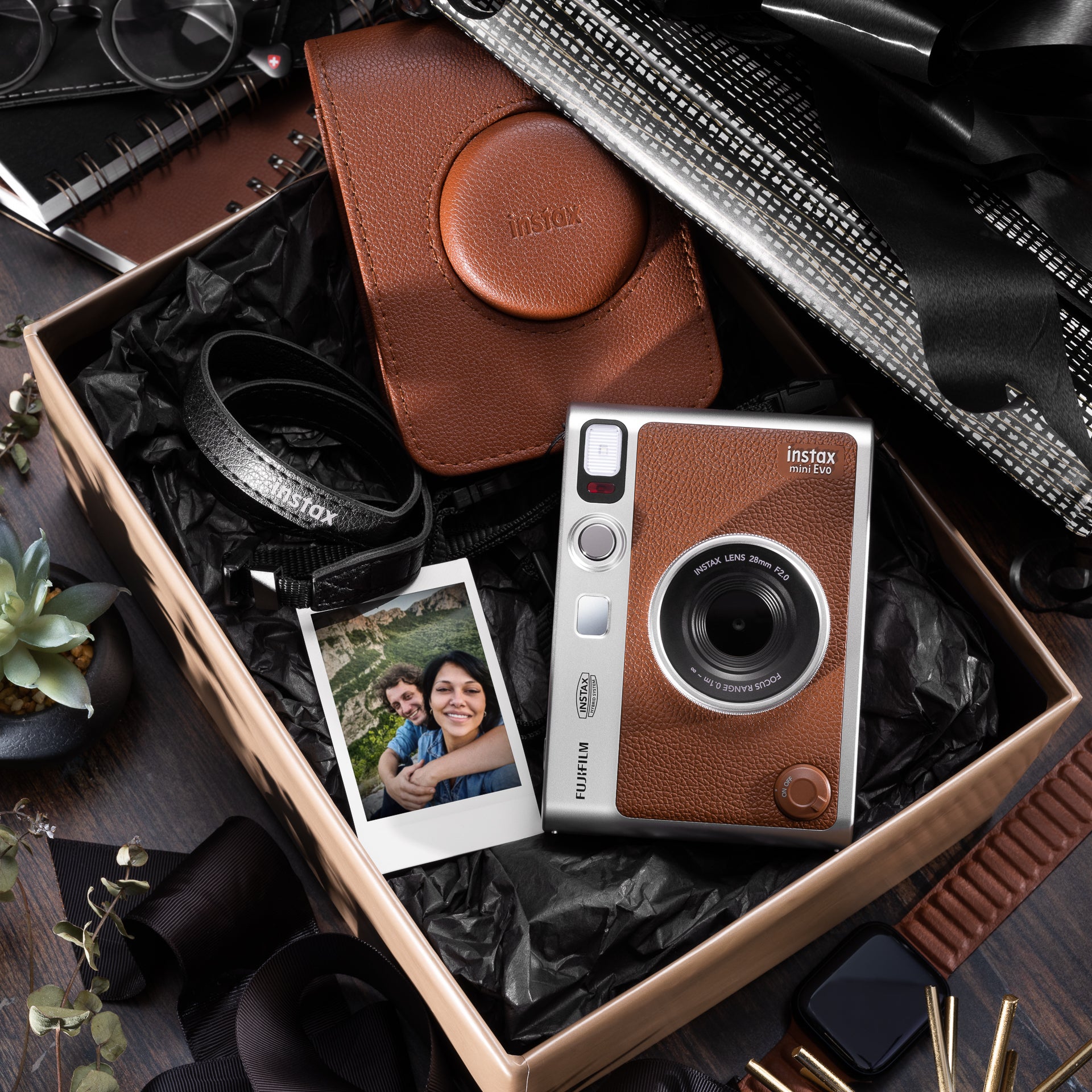 instax mini Evo™ Brown – instax.nl
