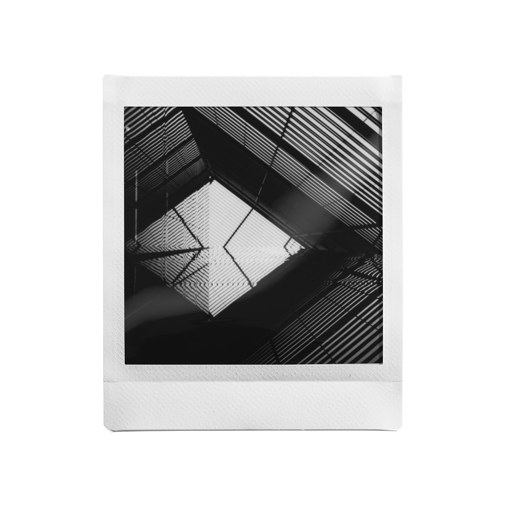 instax™ SQUARE film Monochrome
