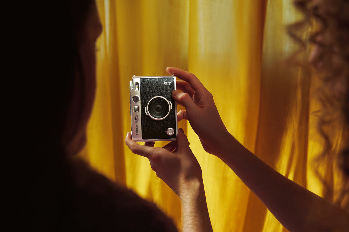 instax mini Evo 2™