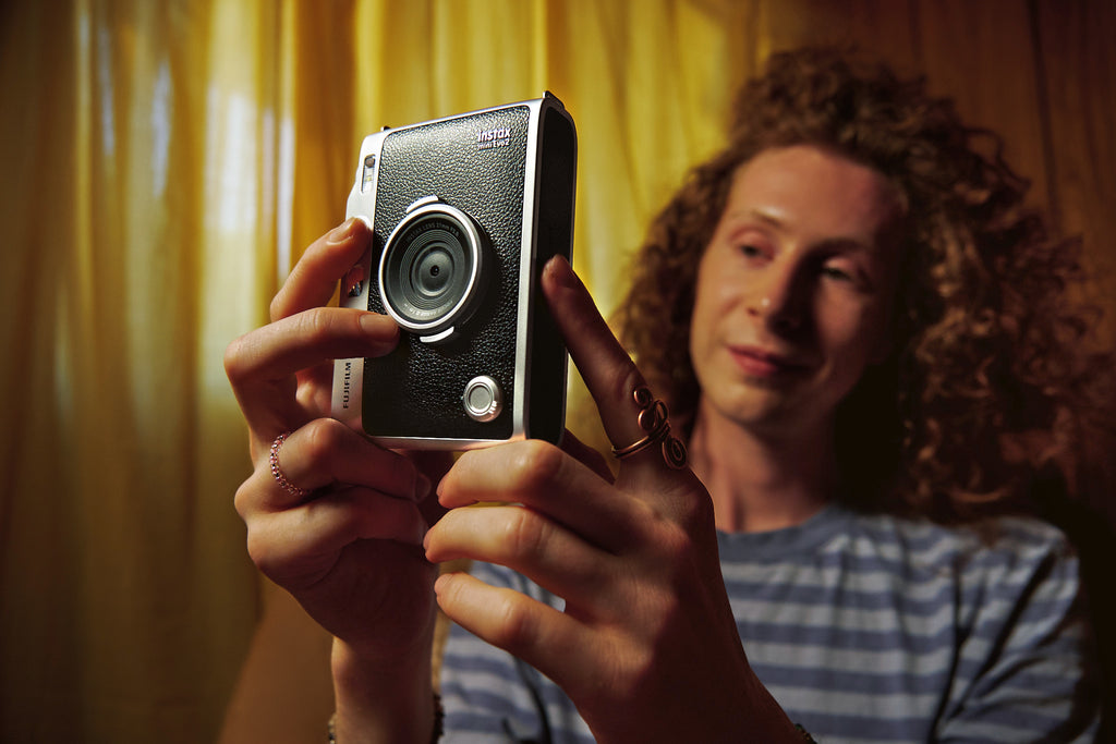 instax mini Evo 2™