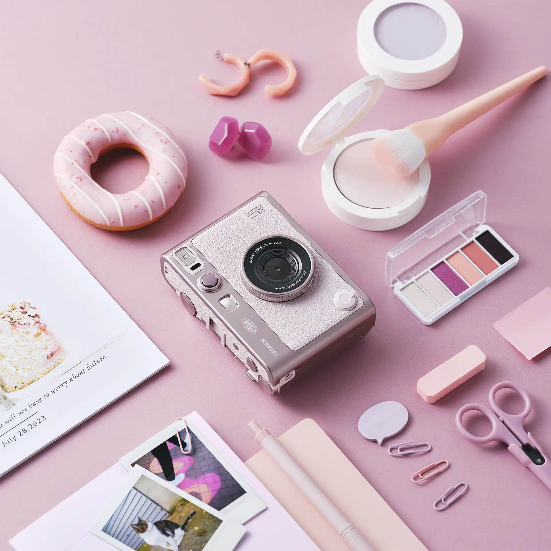 instax mini Evo™ Gentle Rose