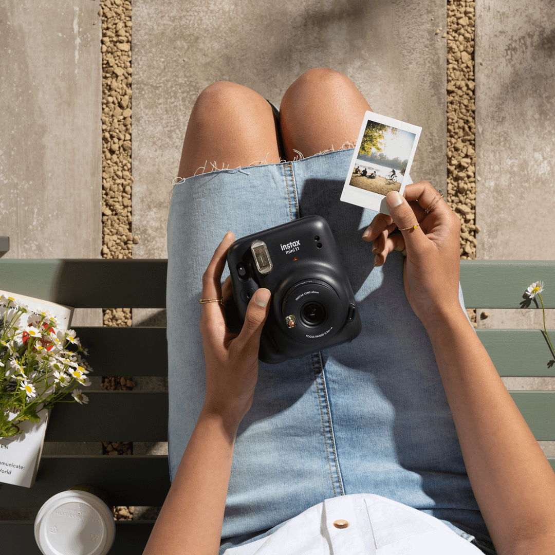 instax mini 11 Charcoal Gray kopen? instax.nl